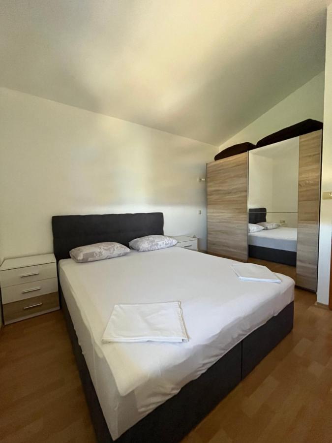 Oasis Of Peace Apartment Omiš Buitenkant foto