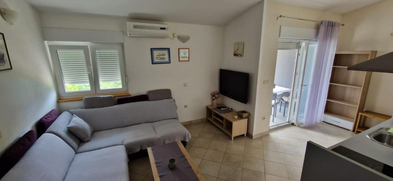 Oasis Of Peace Apartment Omiš Buitenkant foto