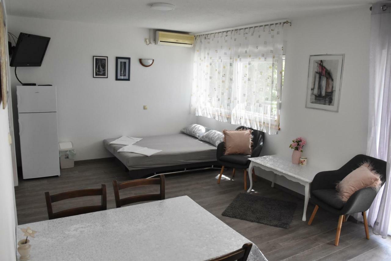 Oasis Of Peace Apartment Omiš Buitenkant foto